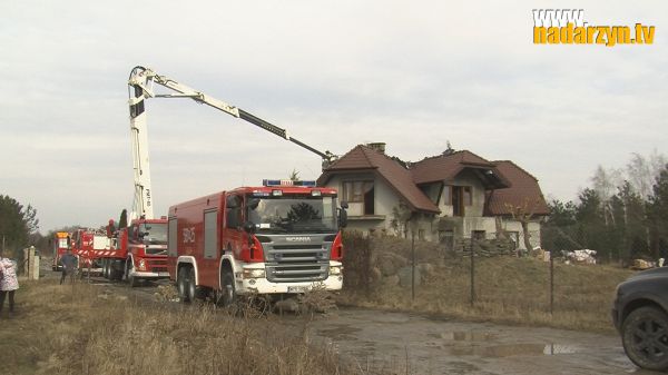 Pożar domu przy ul. Perłowej w Ruścu